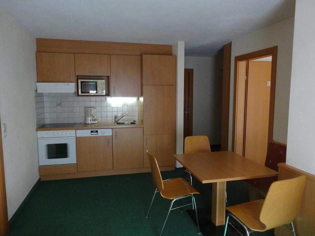 Koeflerhof Appartements Санкт-Леонгард-ім-Пітцталь Номер фото
